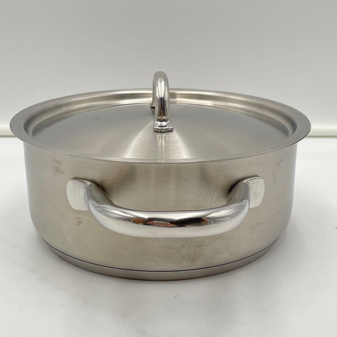 美品 フィスラー 両手鍋 20cm ステンレス 蓋付き - メルカリ