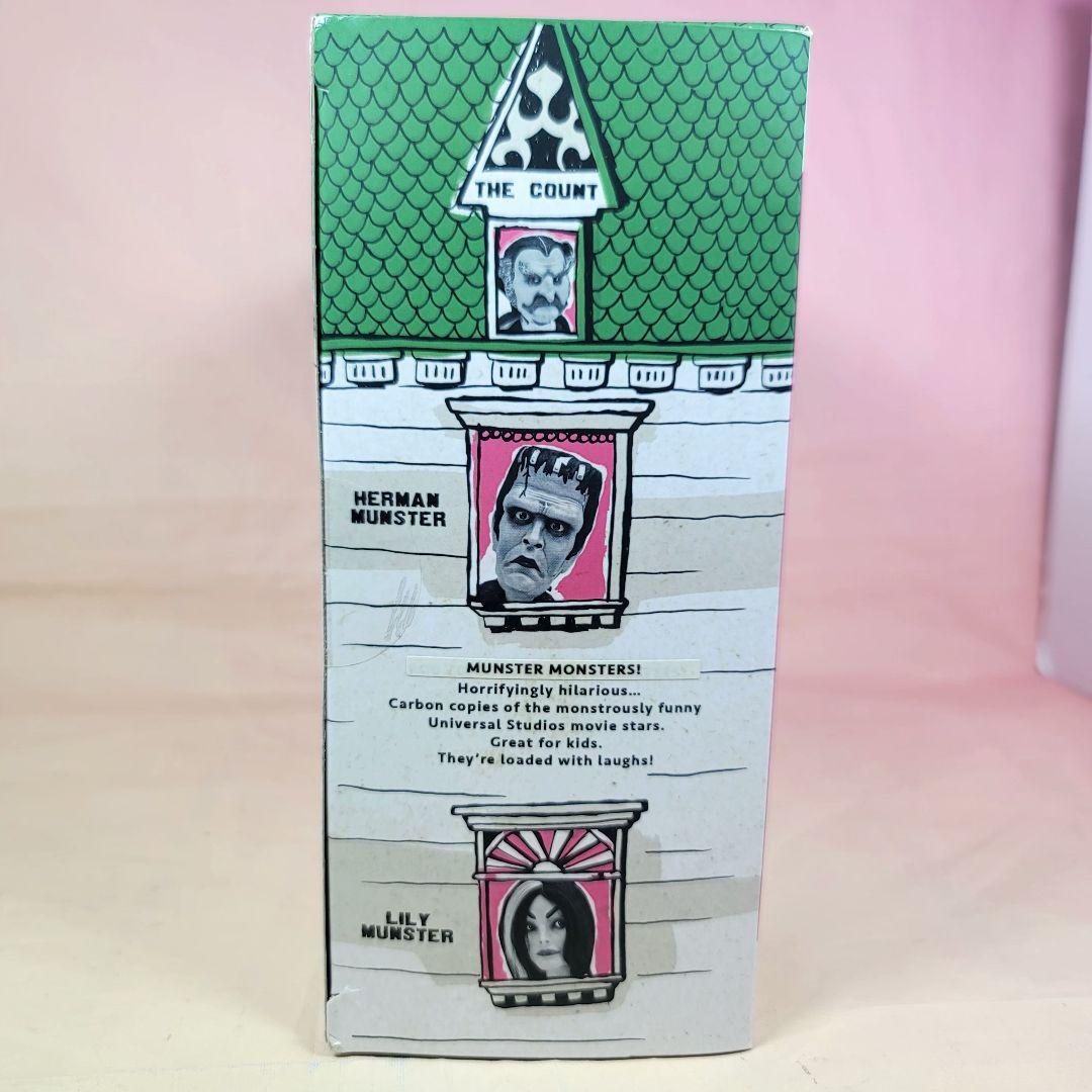 NECA】新品 正規品 マンスターズ リトルビッグヘッドフィギュア 3体