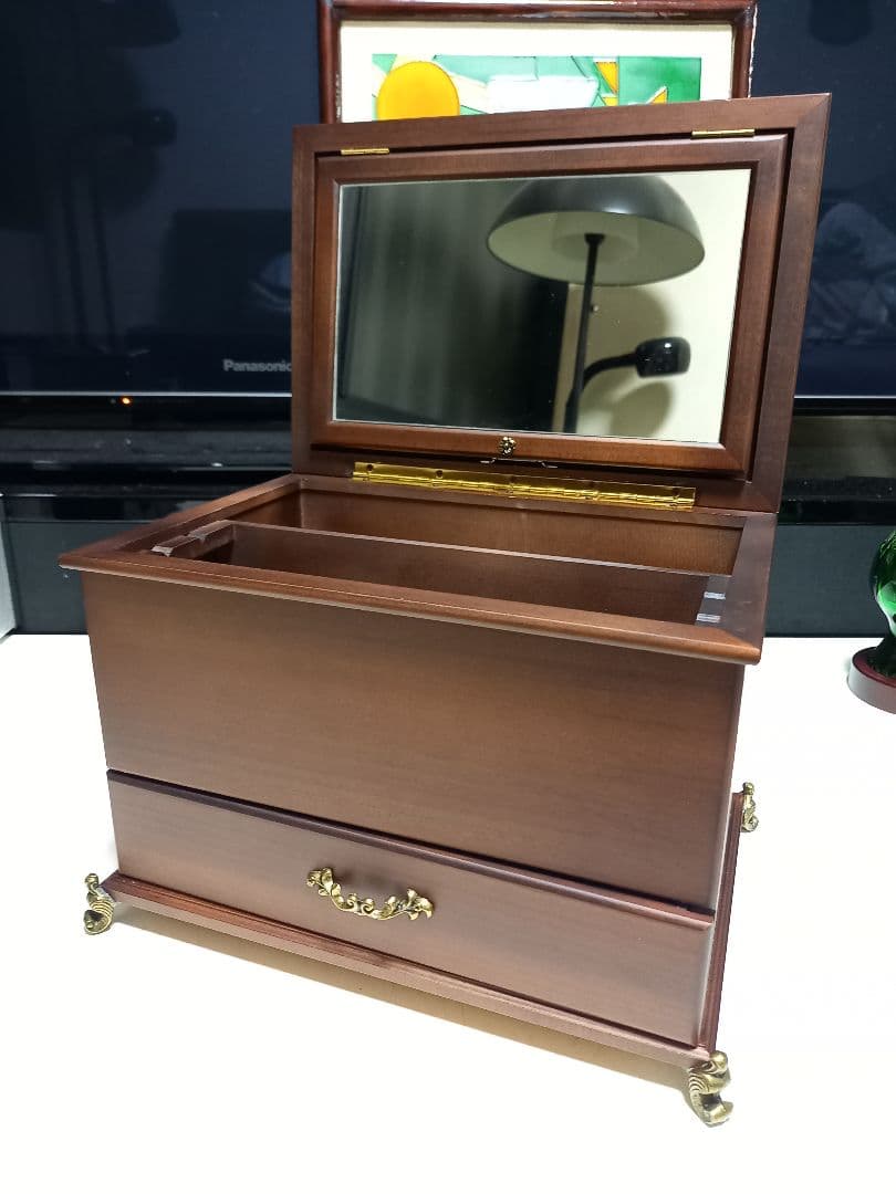 クラシック　ジュエリー　メイク　ウッド　ボックス　真鍮　脚付　金具　化粧　木箱