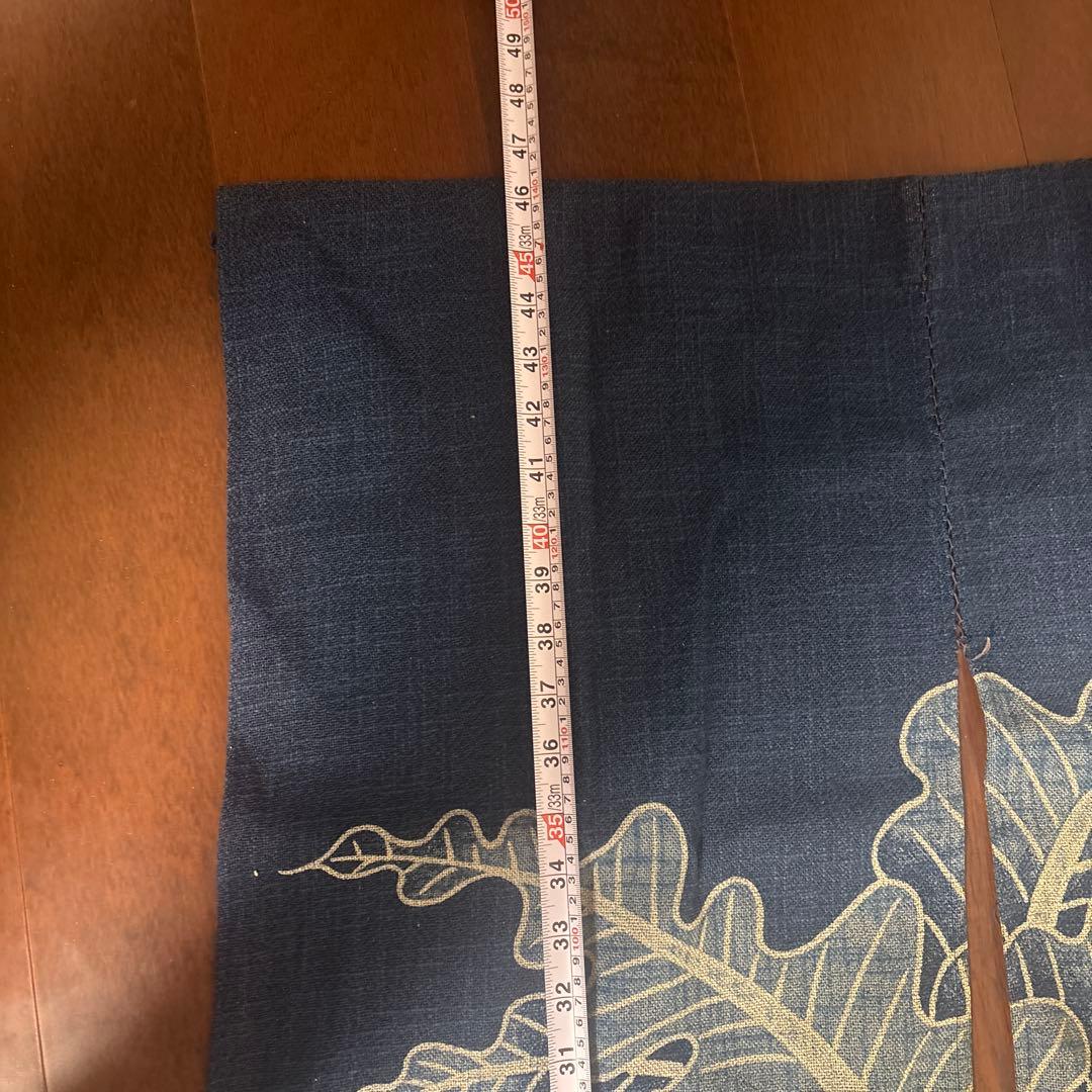 大根デザインの布製インテリア　のれん