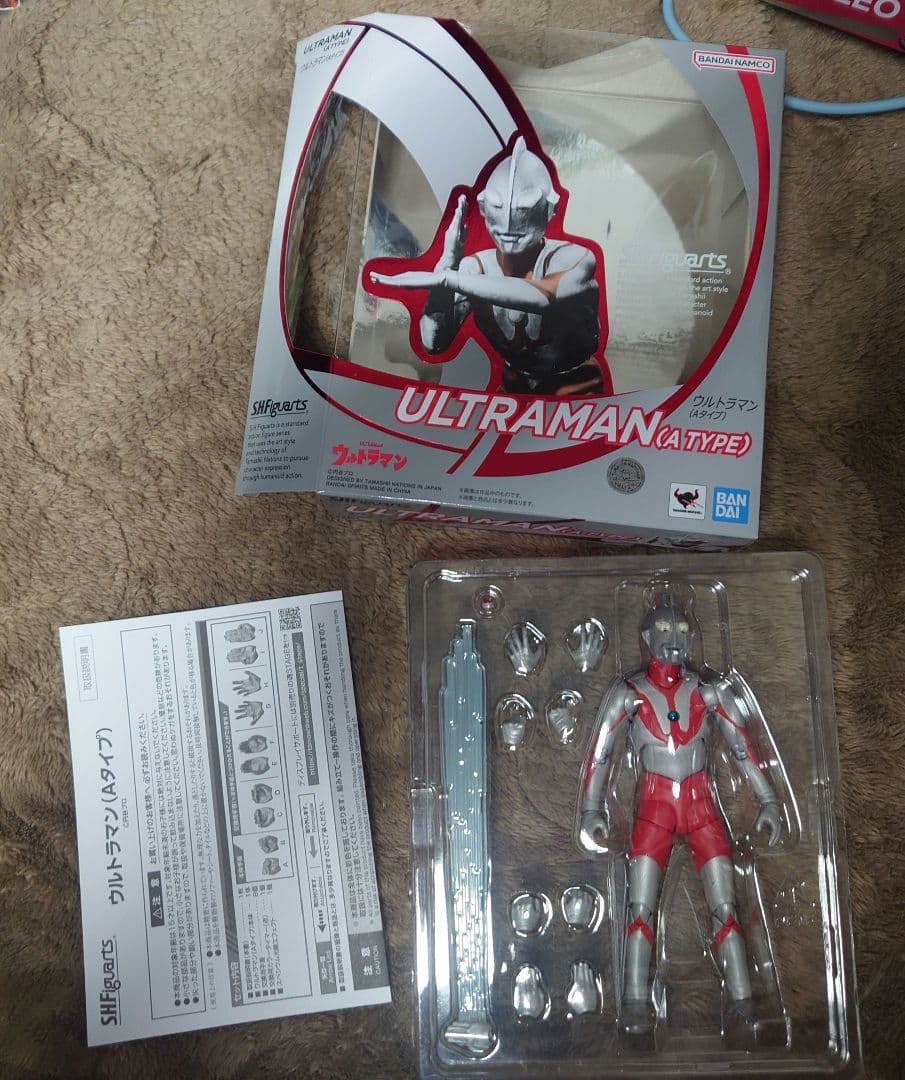 S.H.Figuarts ウルトラマン Aタイプ ＋オマケのゾフィーフィギュア