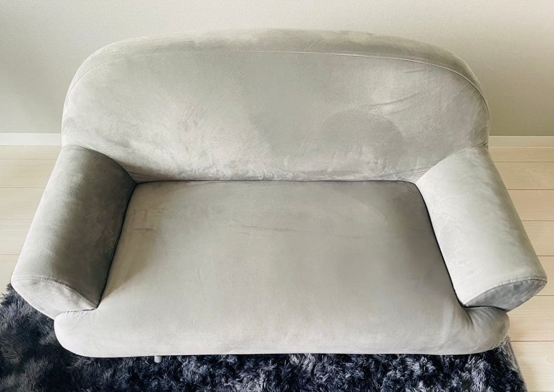 【お引取限定】【美品】1.5人掛けベロア調ソファ