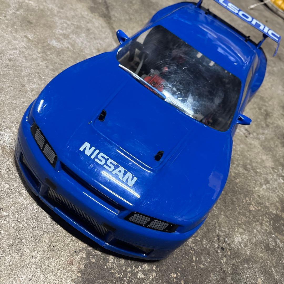 ロ*ー様 京商　エンジン　ラジコン　スカイライン