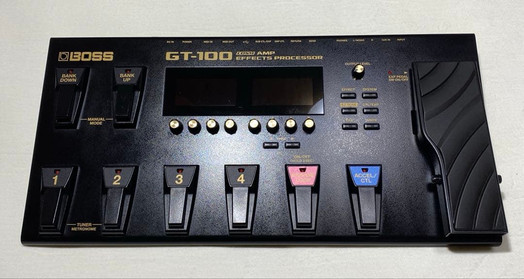 BOSS GT-100 マルチエフェクター