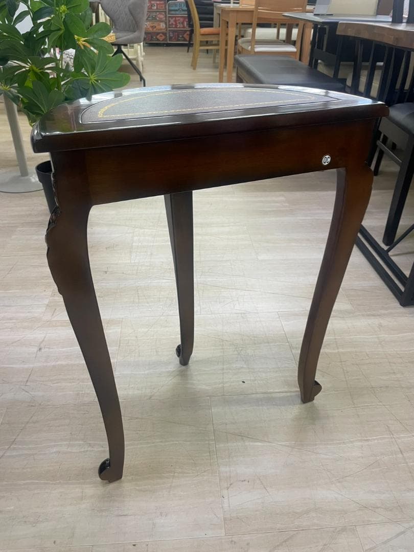 マホガニー　コンソール　展示台　棚　台　ラック　コレクションラック　飾り棚　半円