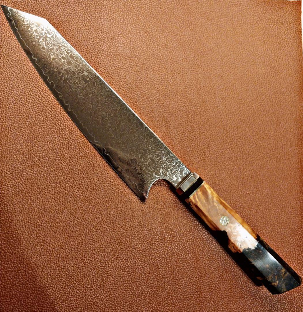 V金10号　67層　ダマスカス包丁　琥珀柄　剣型　牛刀　筋切り　三徳