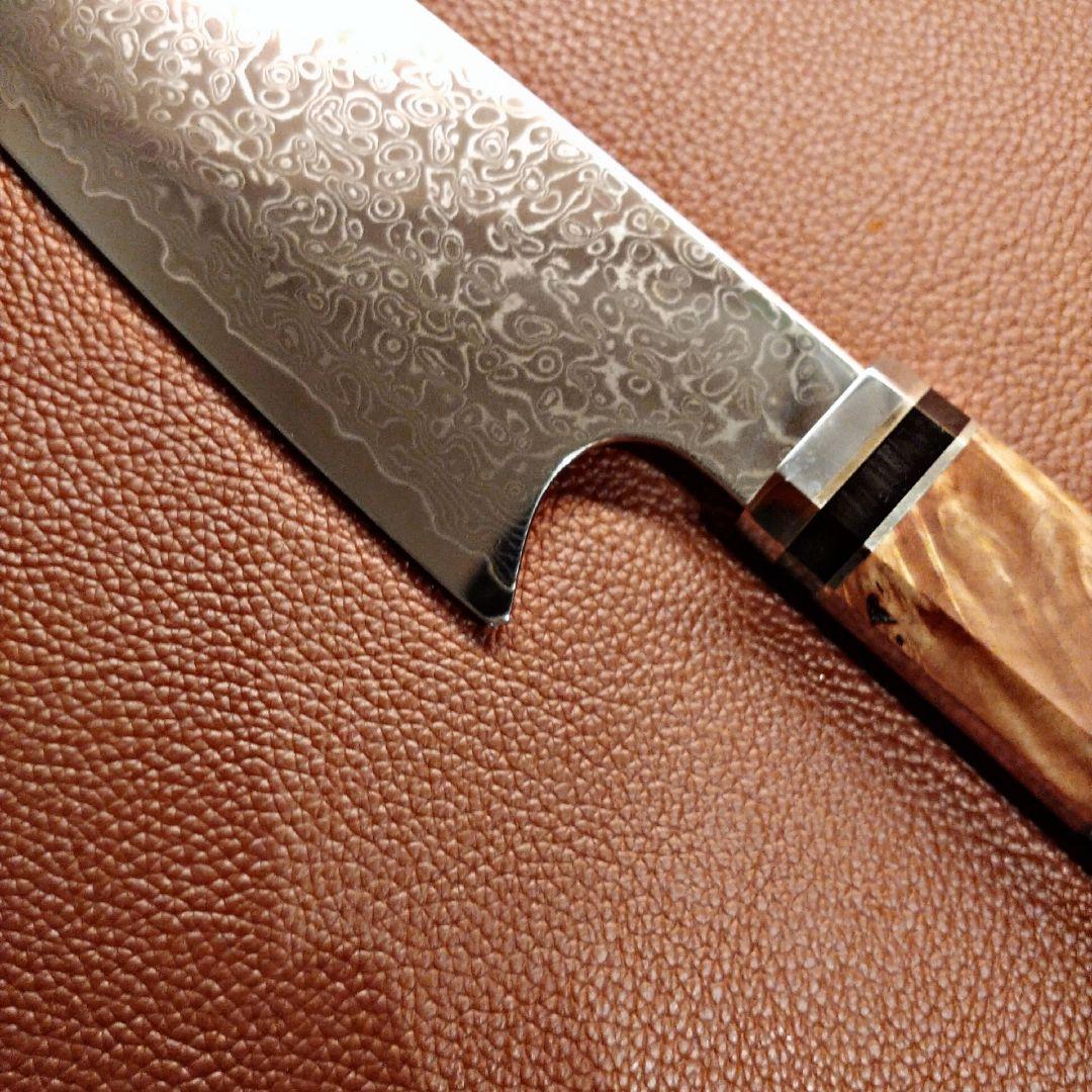 V金10号　67層　ダマスカス包丁　琥珀柄　剣型　牛刀　筋切り　三徳