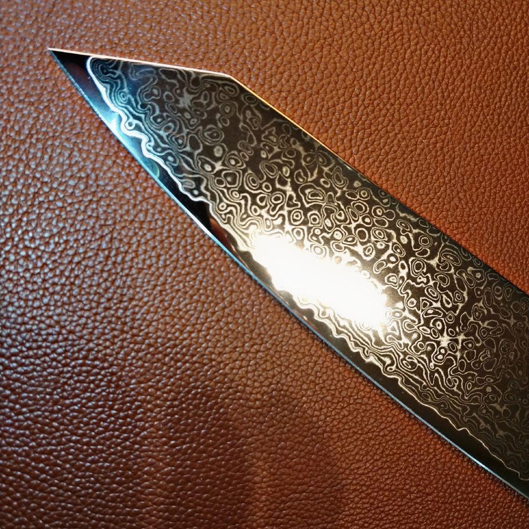 V金10号　67層　ダマスカス包丁　琥珀柄　剣型　牛刀　筋切り　三徳