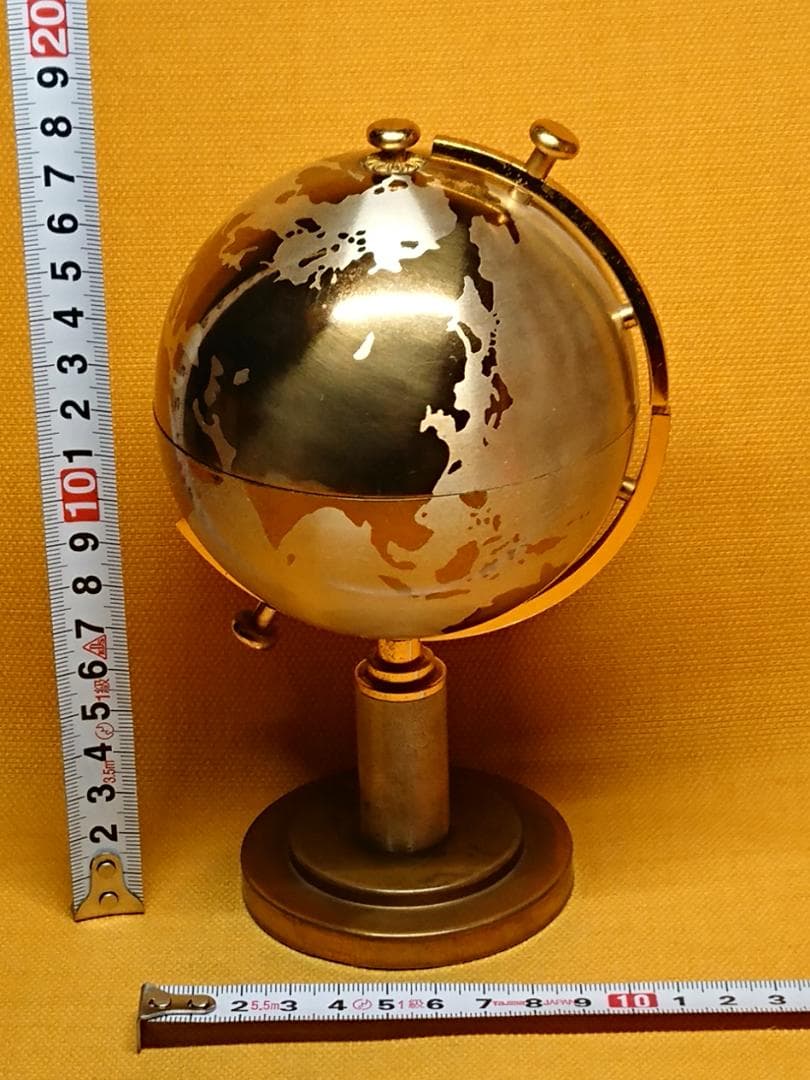 地球儀　タバコ入れ　金属　レトロ　置物　インテリア　工芸品　美術品　A1174