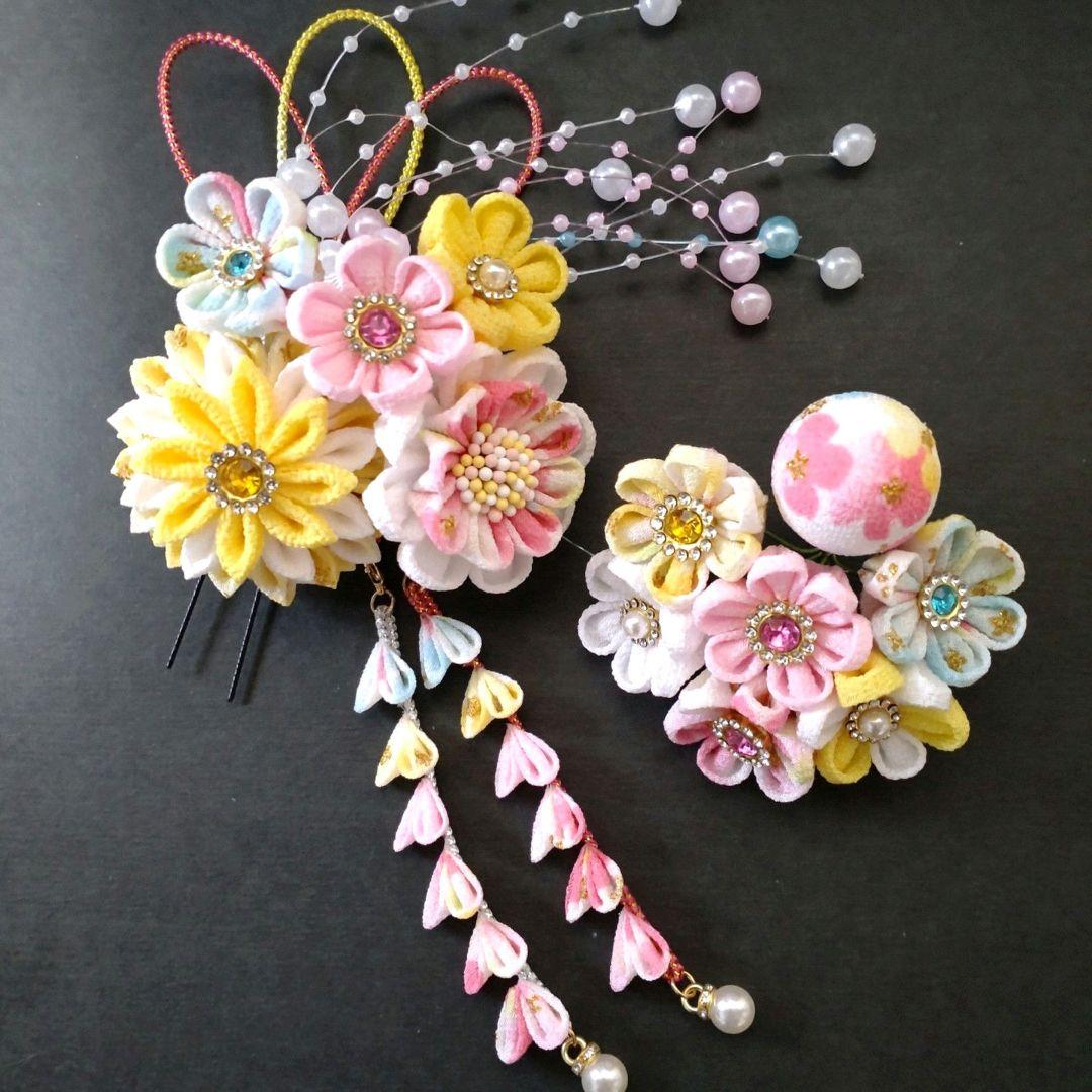 七五三髪飾り　カラフル　つまみ細工　成人式　和装　髪飾り