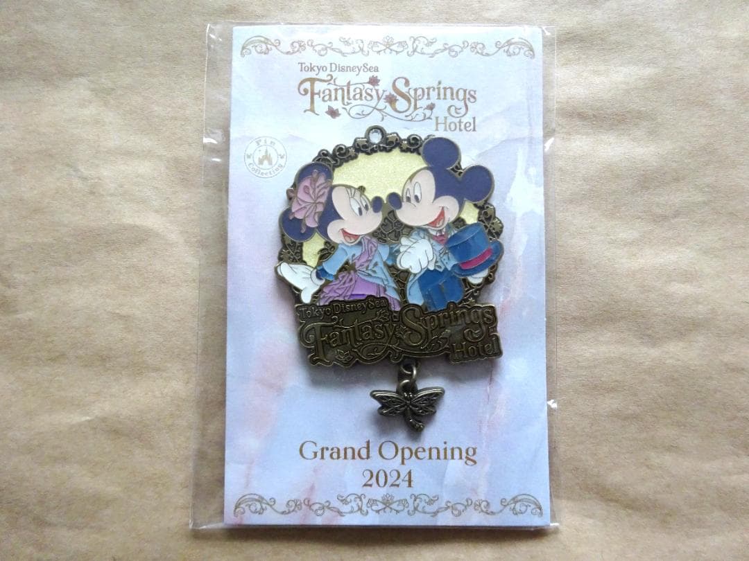 配布終了　ピンバッジ　ディズニー　アメニティ　グランドシャトー　アルバム