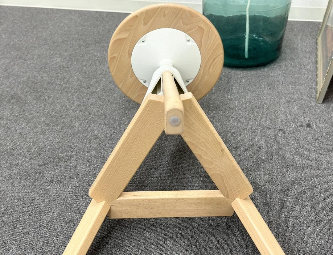 マジス■トム&ジェリー　足掛け＆昇降機能付　ハイカウンターチェア　バーチェア　白