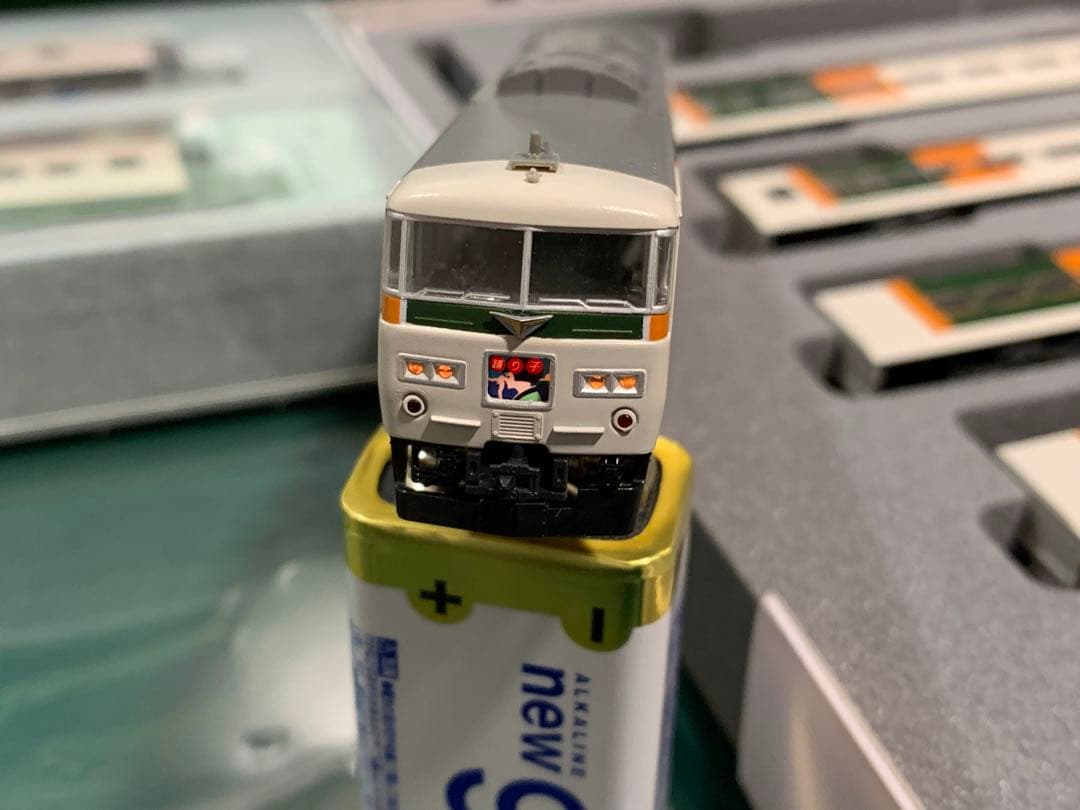 限界値下　KATO 185系 新湘南色 10両　ジャンク品