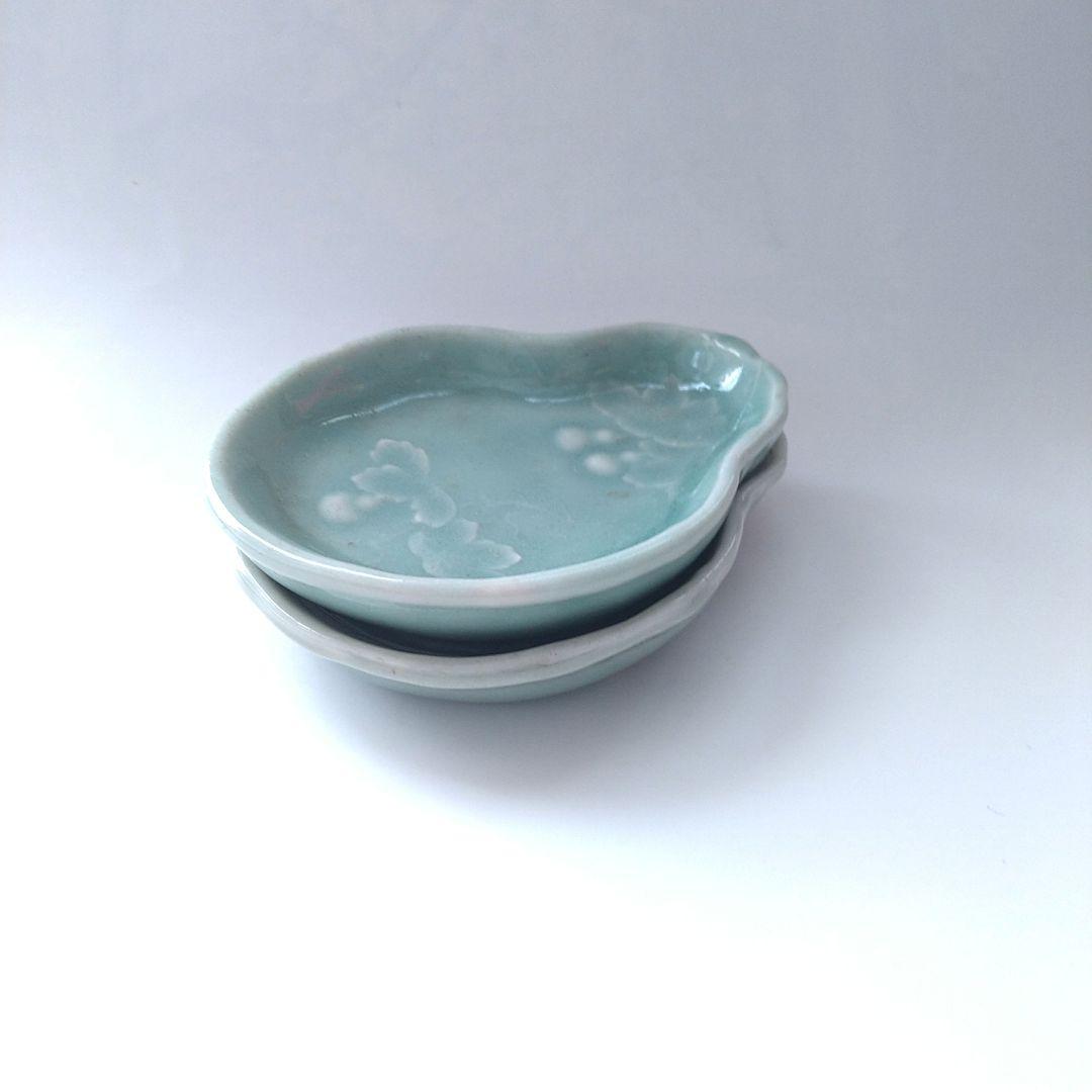 三田青磁 豆皿 手塩皿 2客 瓢箪文様 ひょうたん 足付き 江戸期　希少