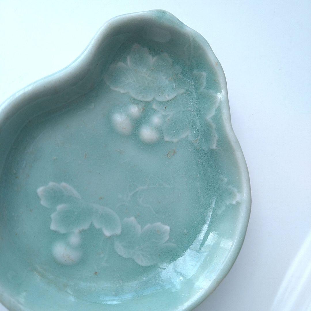 三田青磁 豆皿 手塩皿 2客 瓢箪文様 ひょうたん 足付き 江戸期　希少