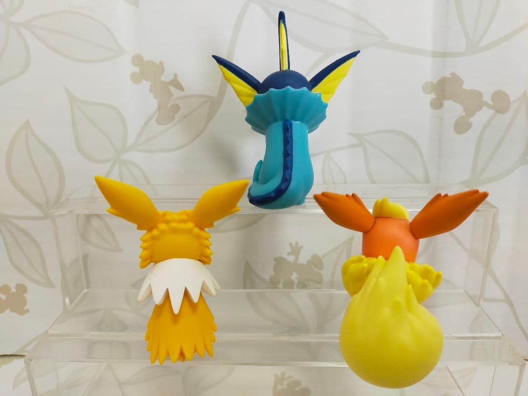 ポケモン フィギュア シャワーズ サンダース ブースター ブイズ3体