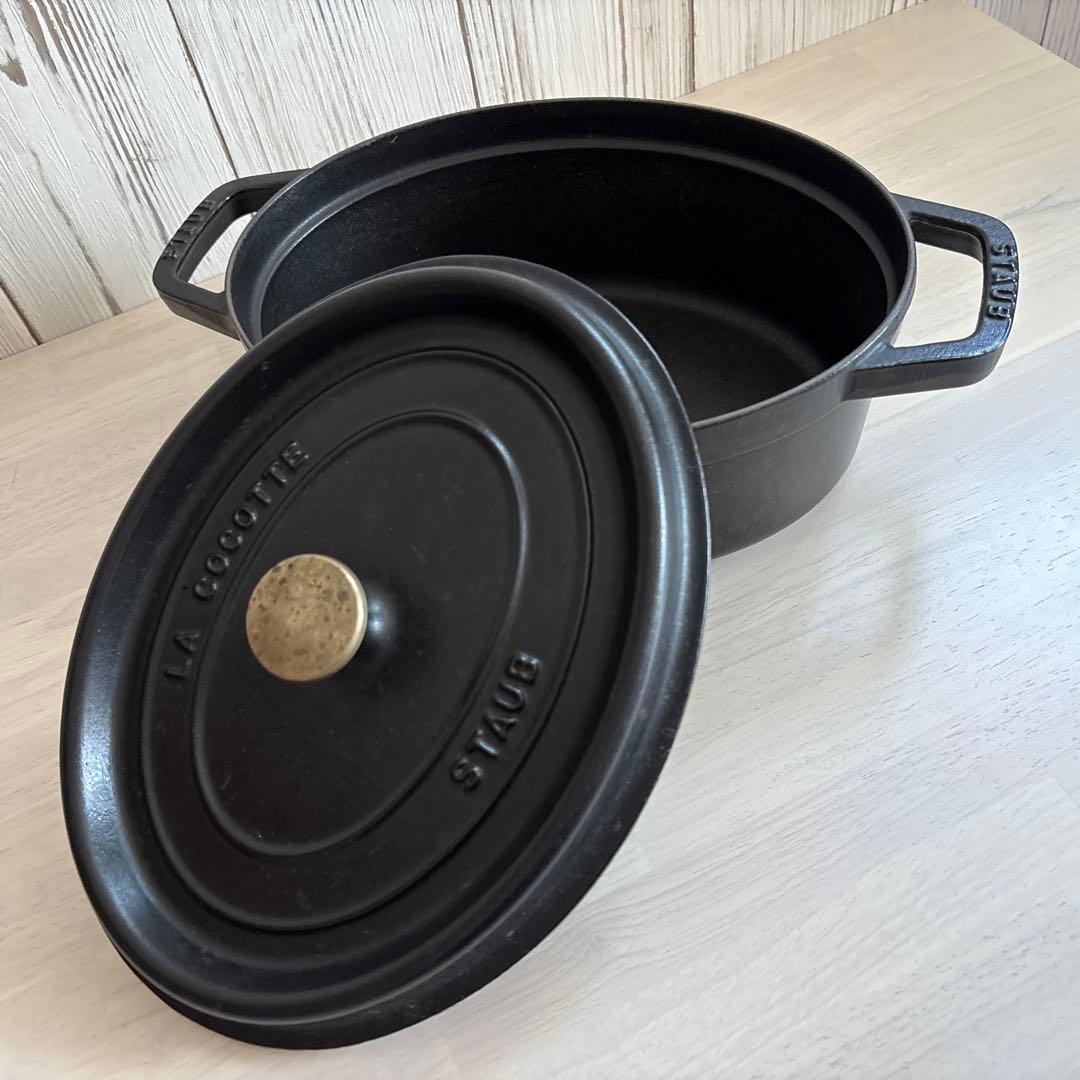 《7月5日迄》STAUBストウブ⚫︎LA COCOTTE⚫︎オーバル27cm⚫︎黒