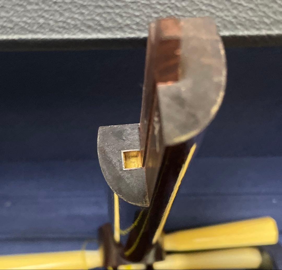 両面四つ皮張りたて 子持綾杉胴 金細 紅木 杢有 中棹 地唄三味線