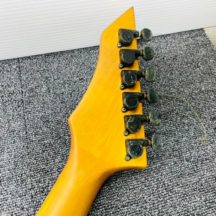 B.C.Rich　エレキギター　ワーロックモデル