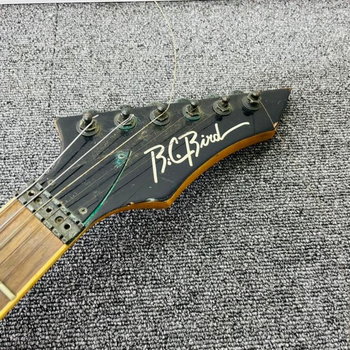 B.C.Rich　エレキギター　ワーロックモデル