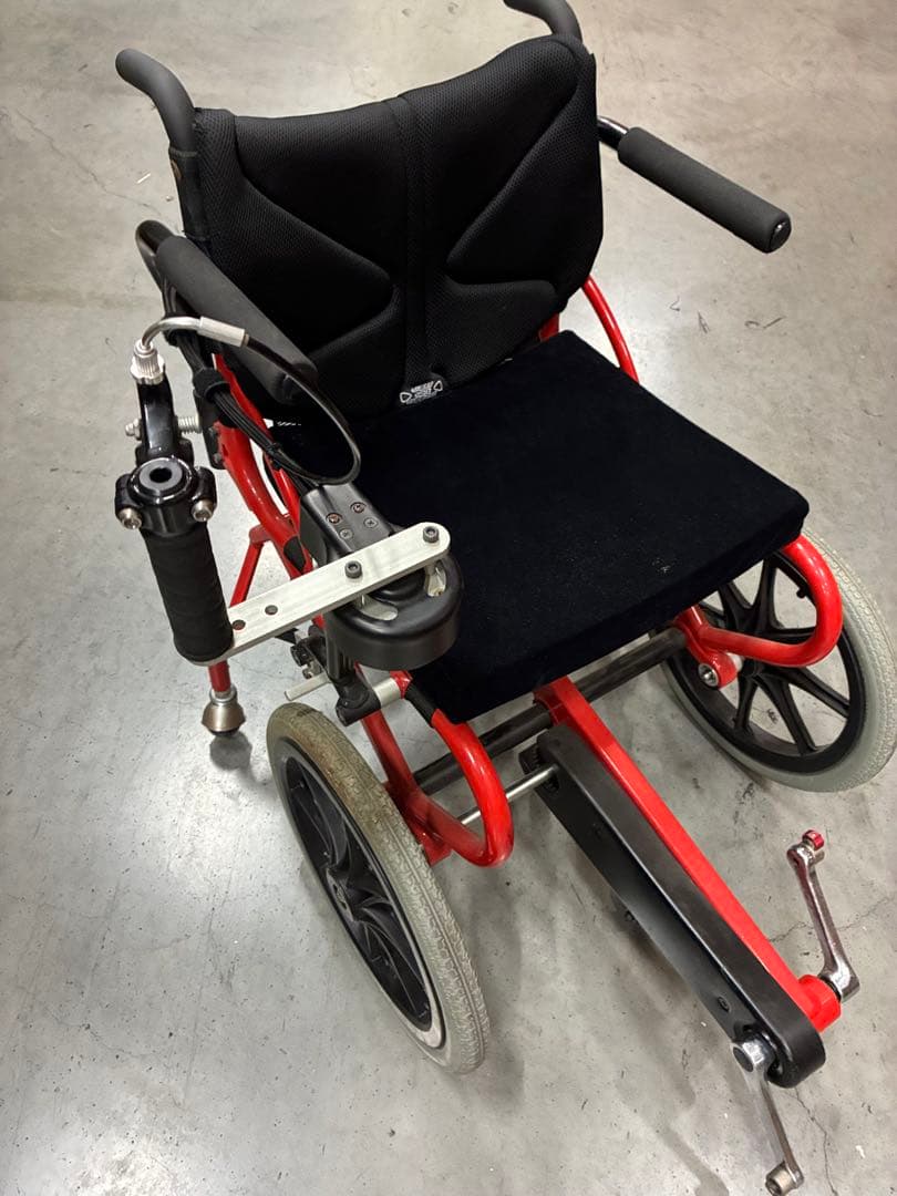 コギー COGYイタリアンレッド 足こぎ車いす