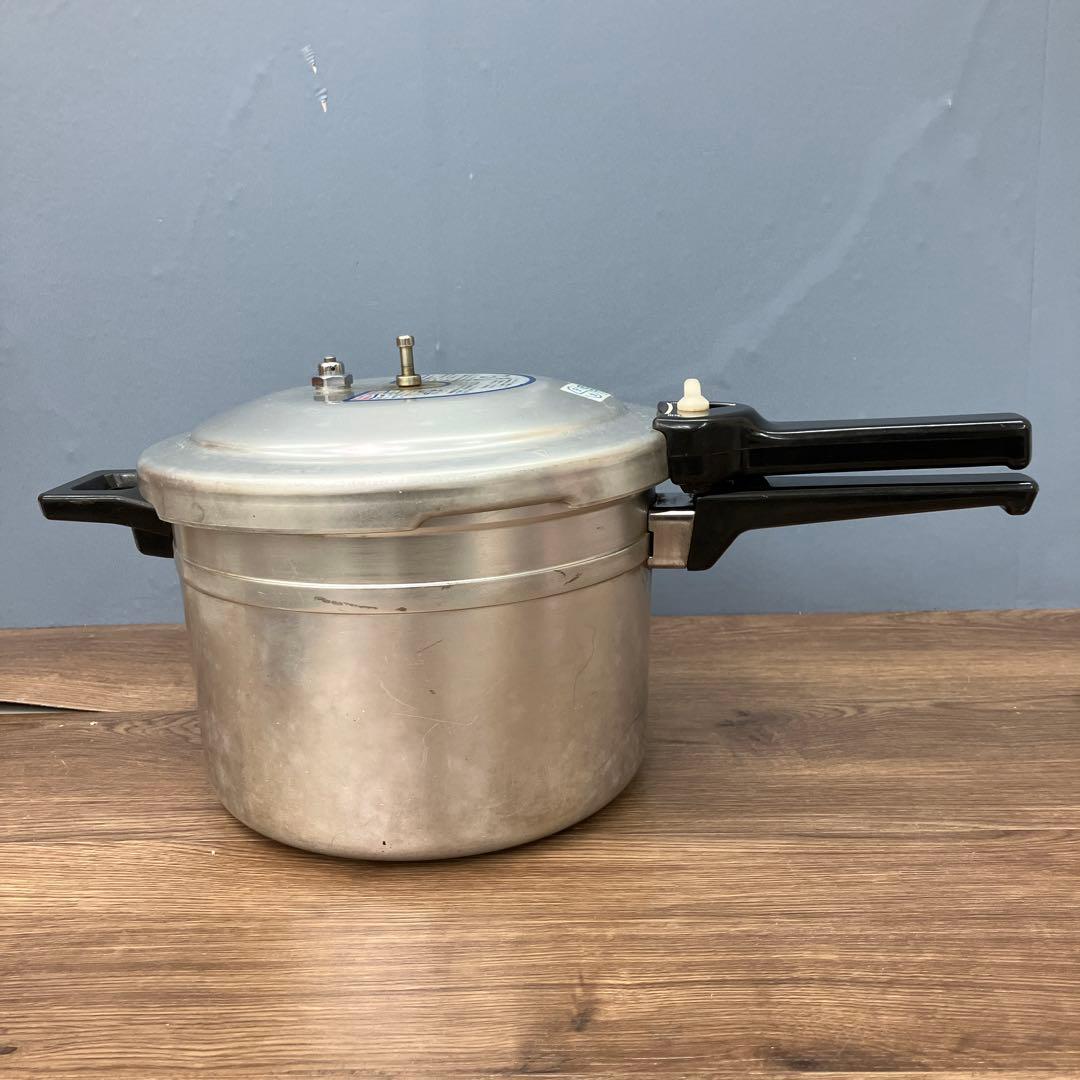 E-2 CO・OP 北陸アルミ 圧力鍋 5.5L 大容量 レトロ キッチン用品