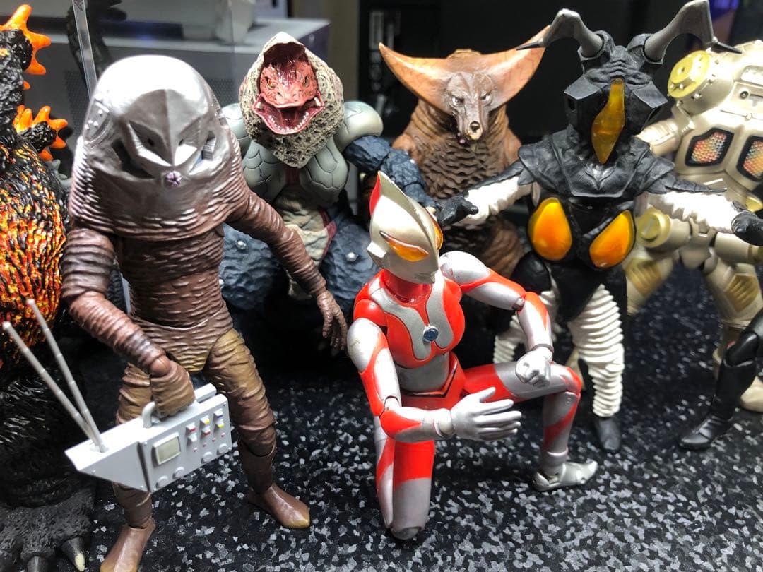 S.H.Figuarts 怪獣9体セット