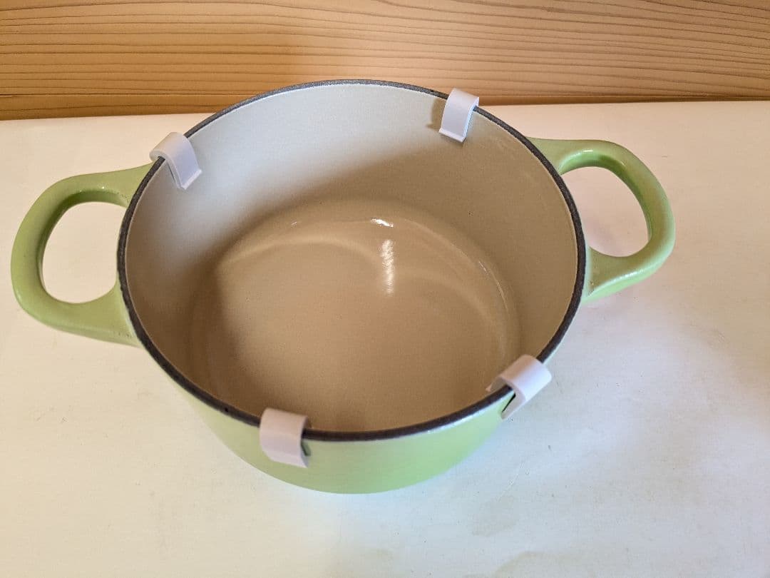 ル・クルーゼ　Le　Creuset ココット・ロンド　グリーン　14cm