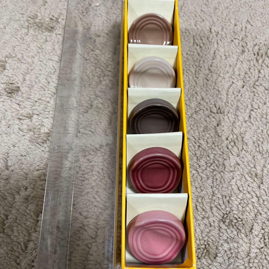 ルクルーゼ チョップスティック・レスト 5個セット　ワイン&テーブル　新品