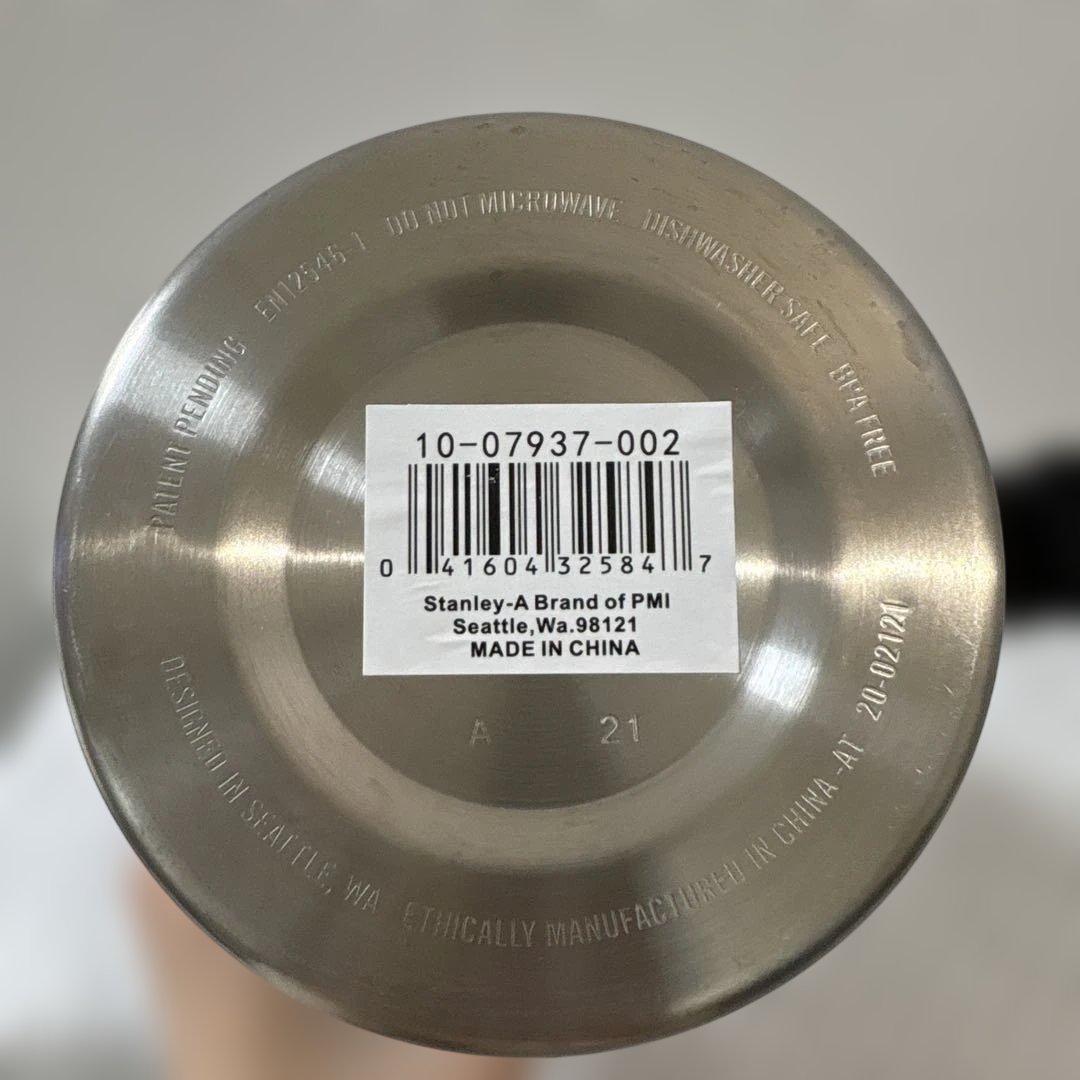 【最終価格】STANLEY スタンレー 水筒　0.94ml キャンプ❣️