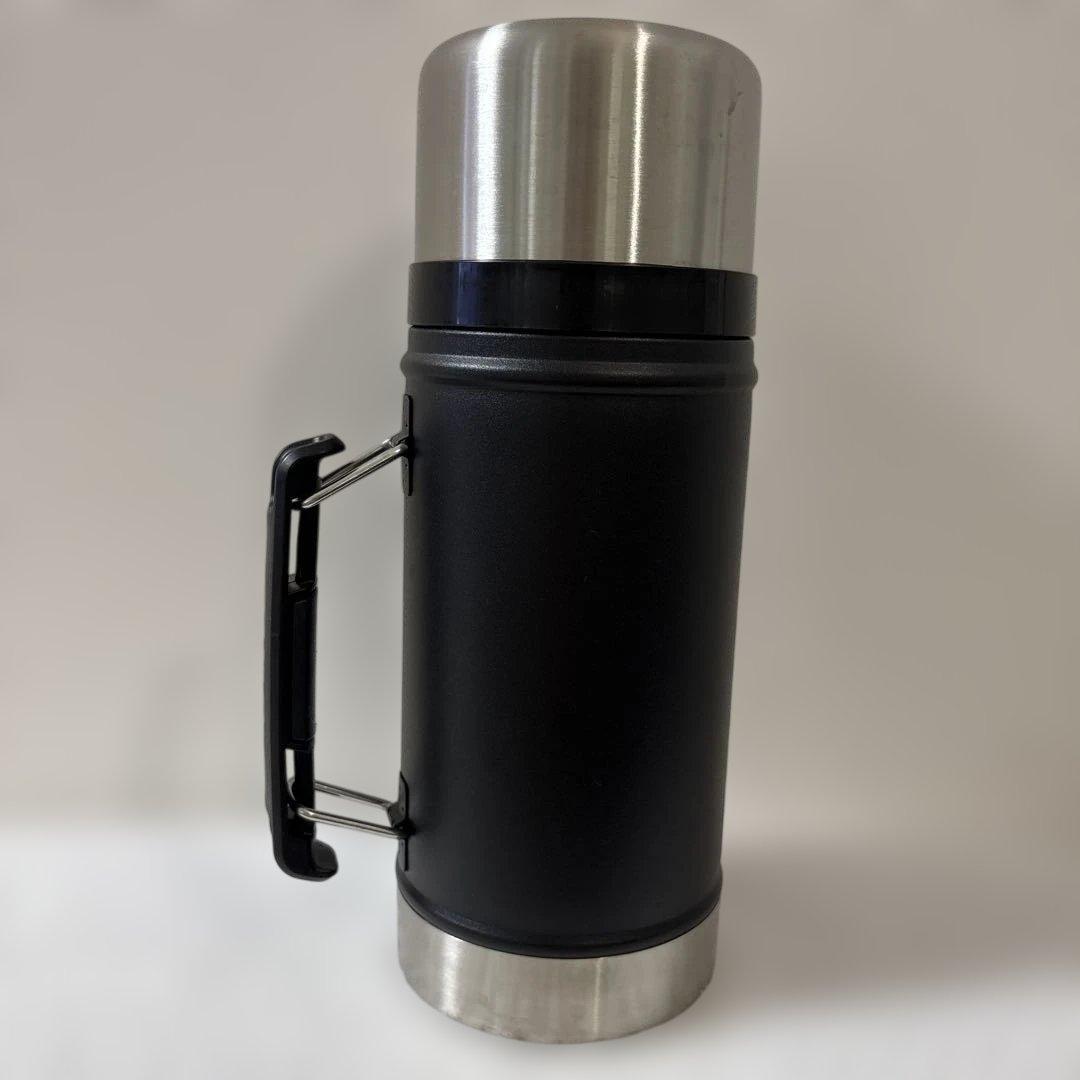 【最終価格】STANLEY スタンレー 水筒　0.94ml キャンプ❣️