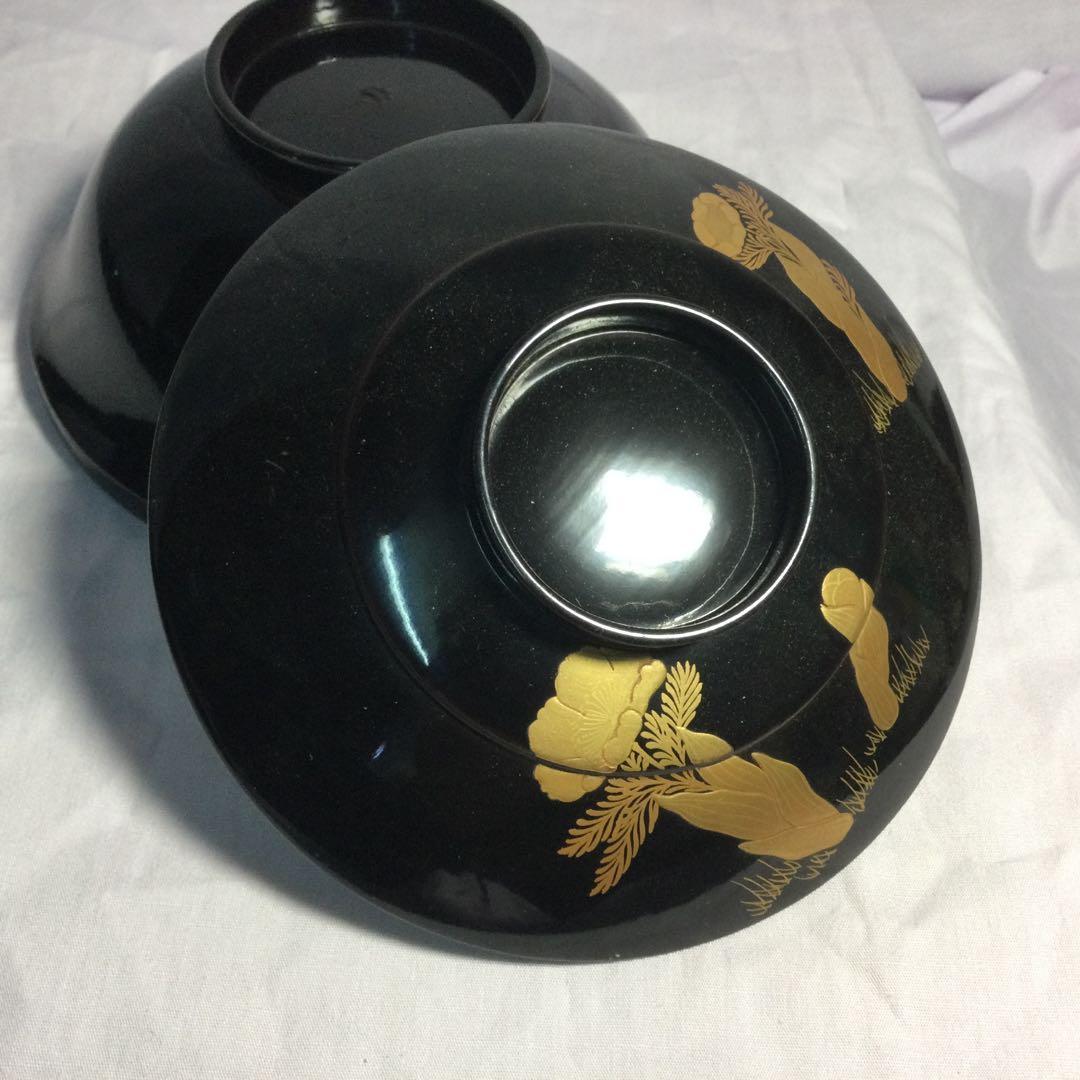 NO 298漆碗10クロー赤10個蓋つきです輪島と思いますが確信無いので不明。