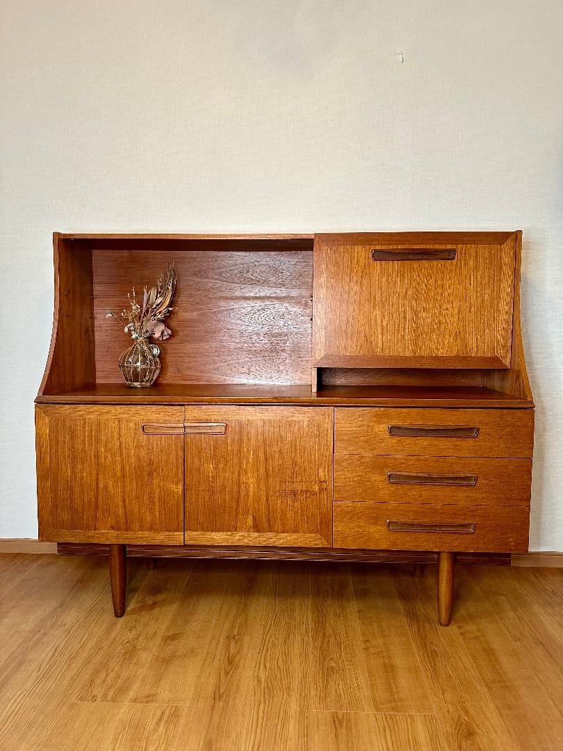 イギリス ヴィンテージ サイドボード ミッドセンチュリー