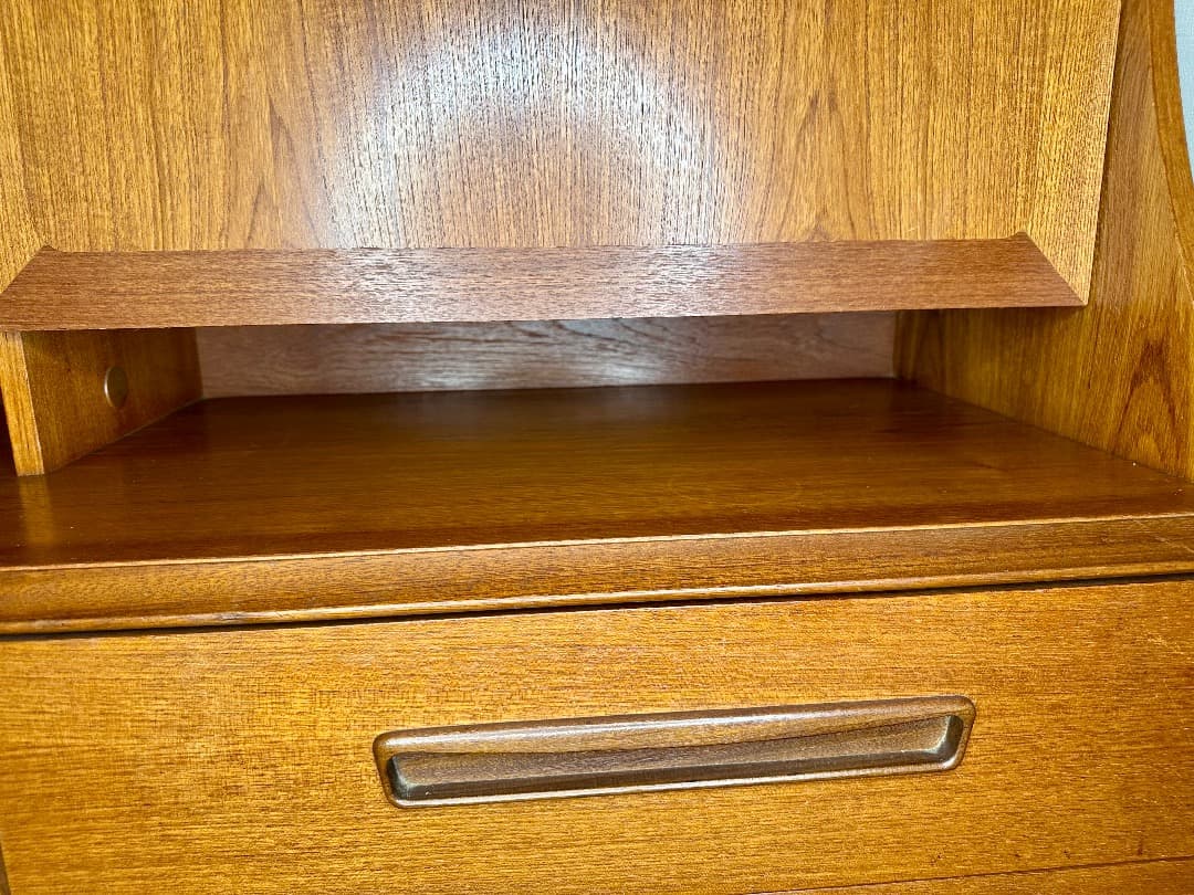 イギリス ヴィンテージ サイドボード ミッドセンチュリー