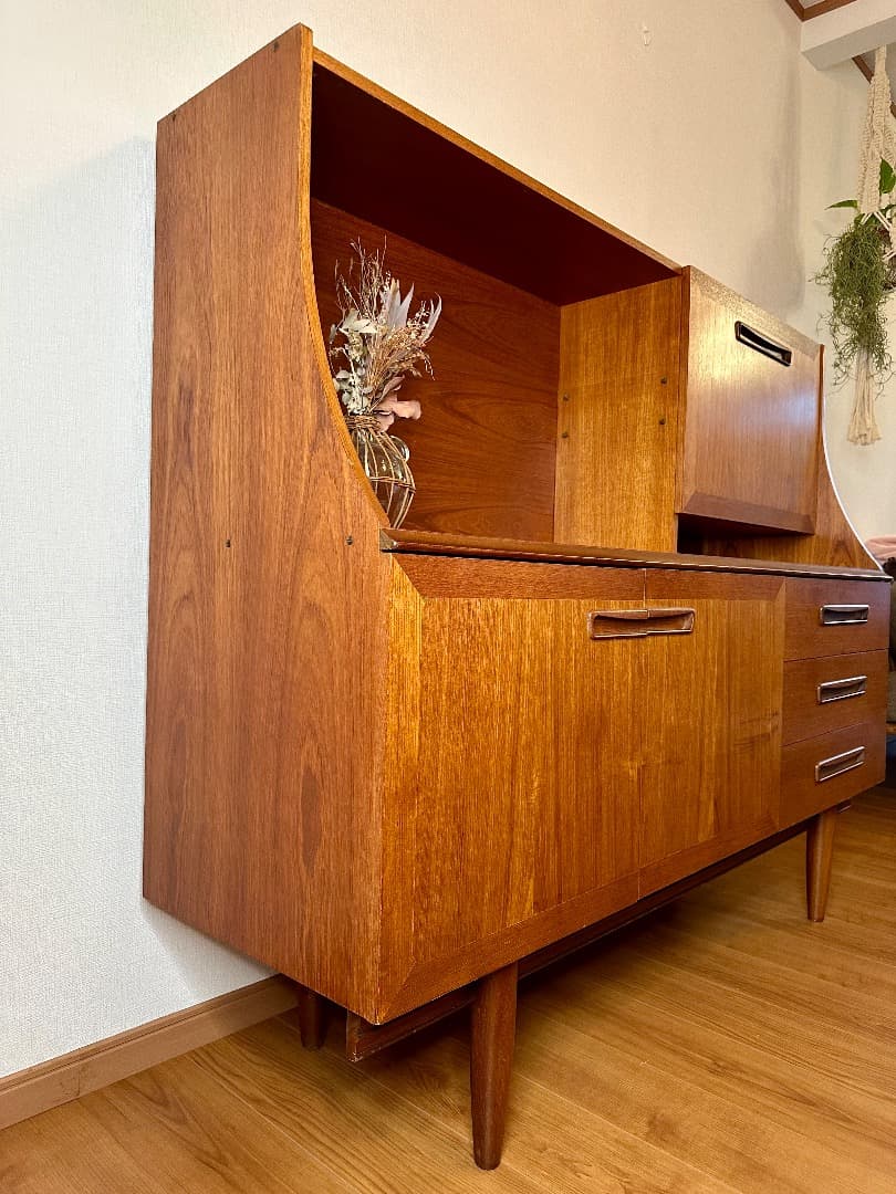 イギリス ヴィンテージ サイドボード ミッドセンチュリー