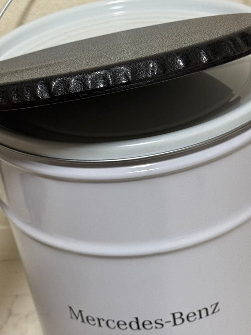 限定品☆未使用】Mercedes-Benz ペール缶 クッション付 ベンツ - メルカリ