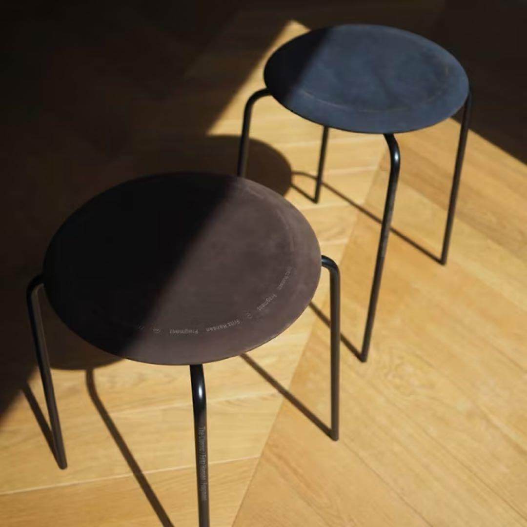 本日限定価格　FRITZ HANSEN FRAGMENT ドットスツール
