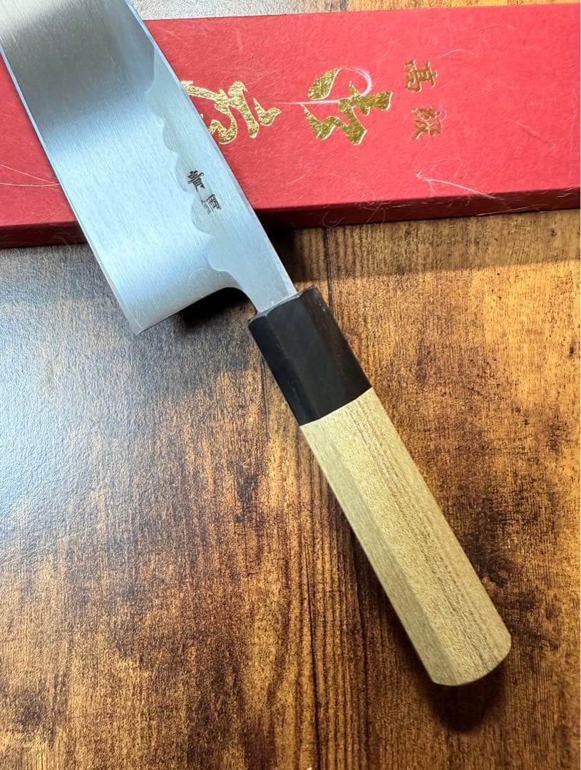 【堺刃物】　出刃　包丁　5寸　青鋼　紋鍛　水牛八角柄