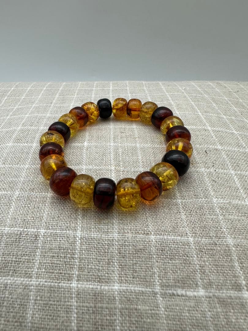 ☆天然☆ バルト海産　天然アンバー 多彩琥珀 ブレスレットフリーサイズ 稀少品