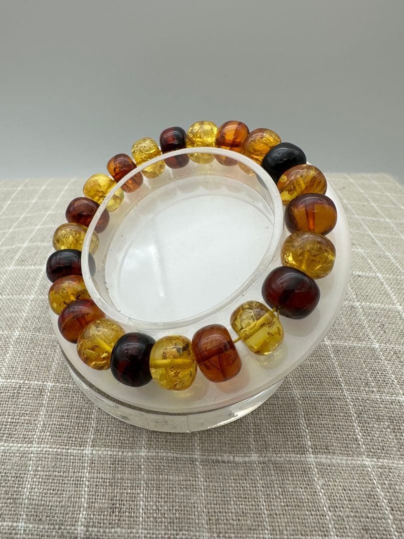☆天然☆ バルト海産　天然アンバー 多彩琥珀 ブレスレットフリーサイズ 稀少品