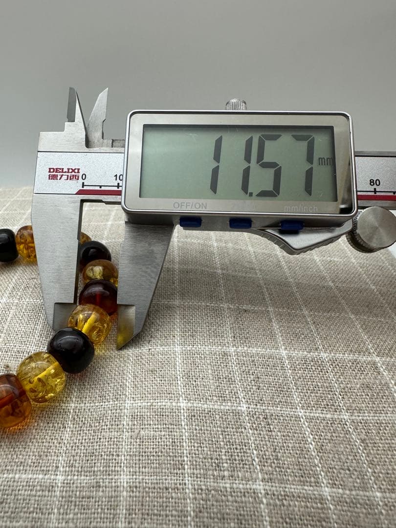 ☆天然☆ バルト海産　天然アンバー 多彩琥珀 ブレスレットフリーサイズ 稀少品