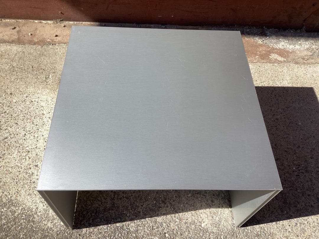 定価約５４万　３点セット　エアフレーム　サイドローテーブル　スツール　カッシーナ