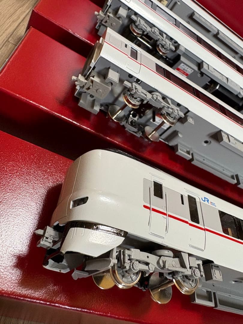 カツミ製JR西日本287系特急型電車