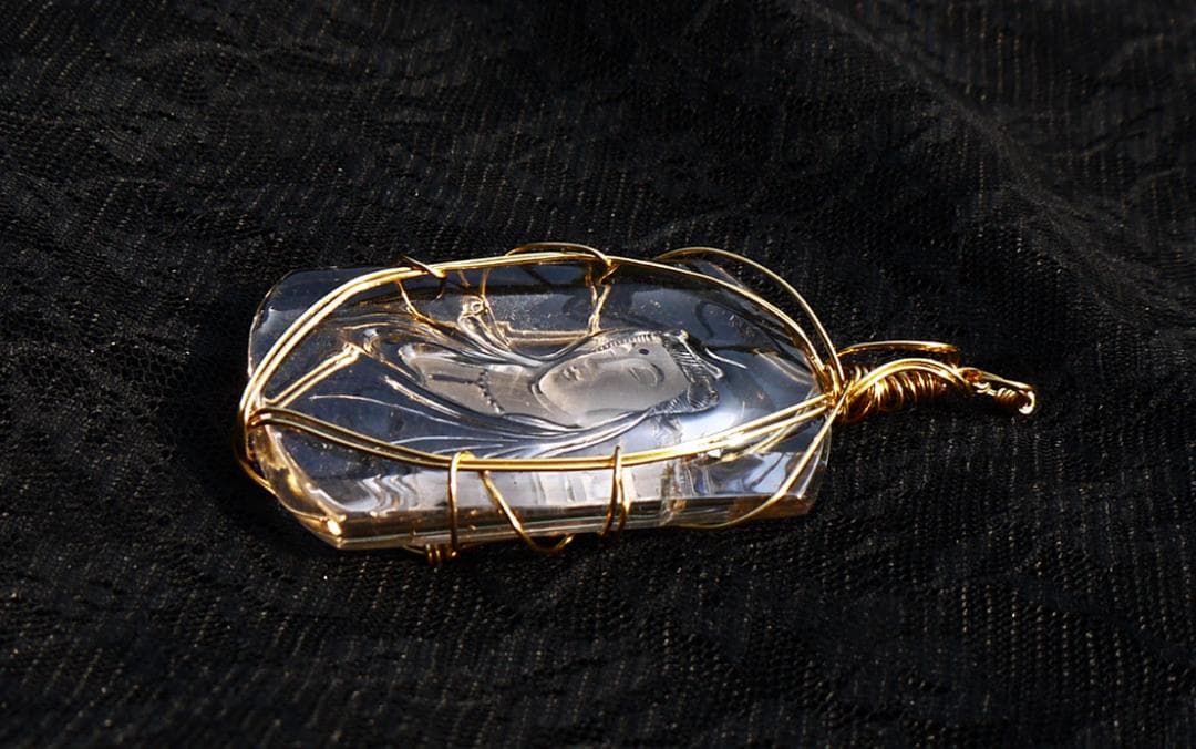 水晶観音菩薩一流彫刻ペンダント◇