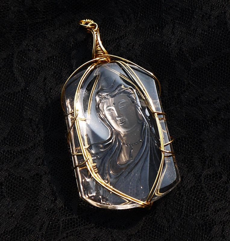 水晶観音菩薩一流彫刻ペンダント◇