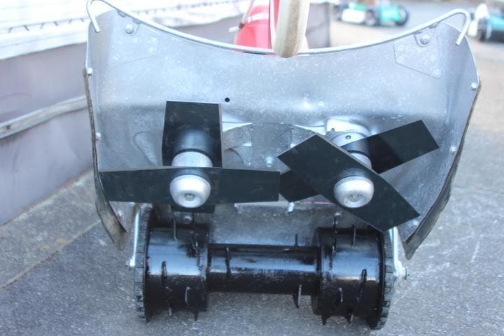 草刈機　イセキ　たすかる　RK515　美品　斜面刈　刈刃新品