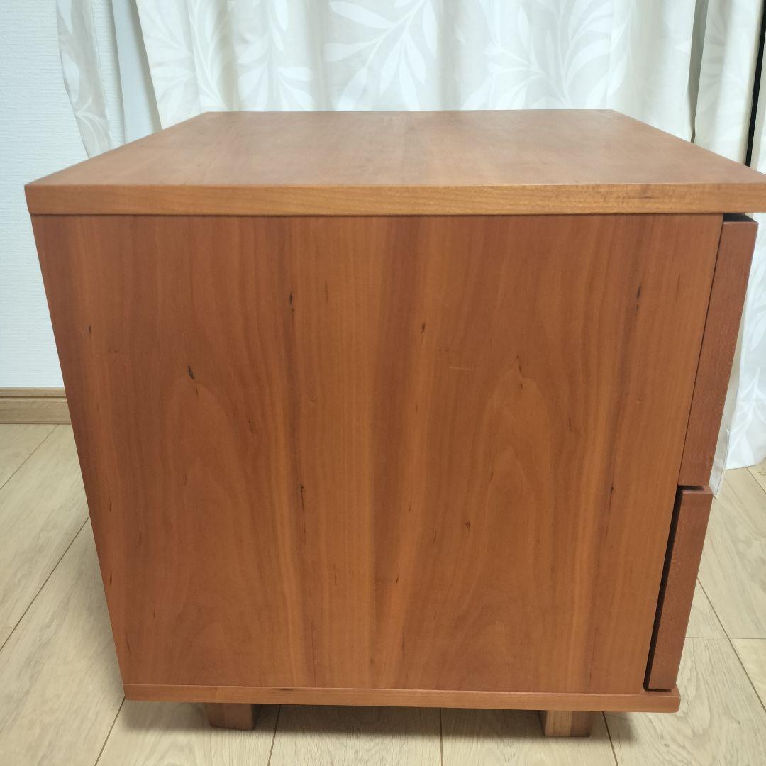 ACTUS　ベッドサイドチェスト　ブラックチェリー