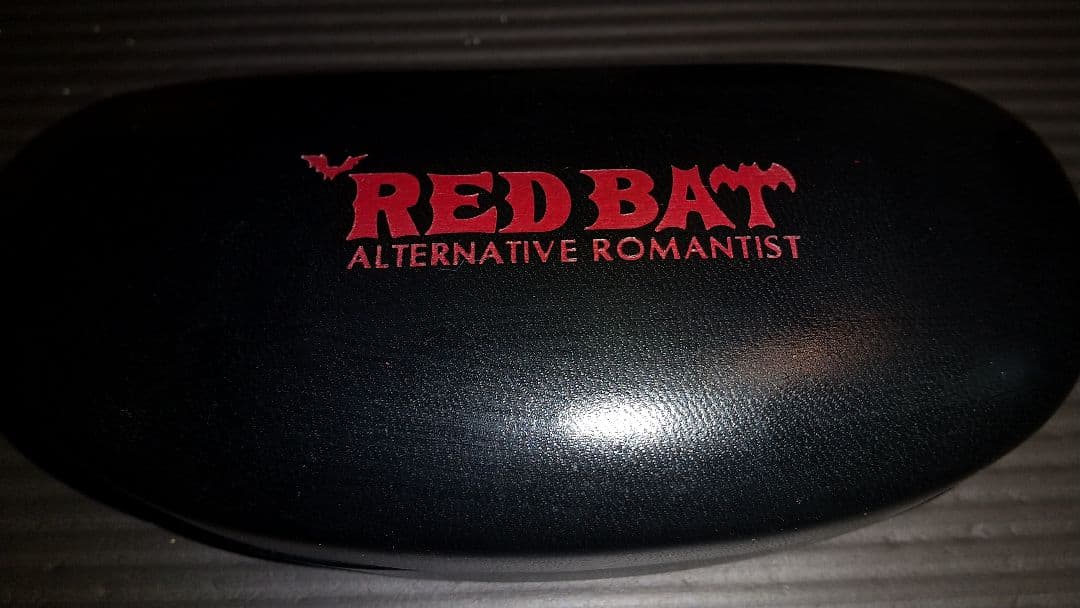 山中さわお RED BAT サングラス - メルカリ