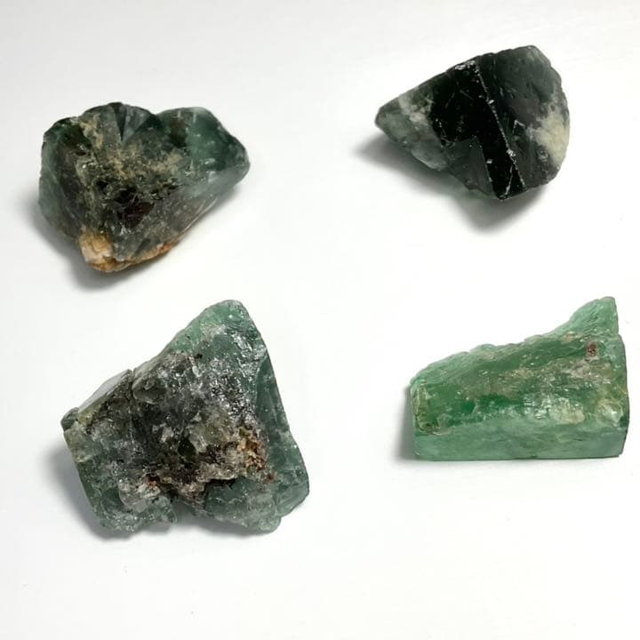 「専用ページ】強蛍光蛍石 フローライト結晶原石✨✨