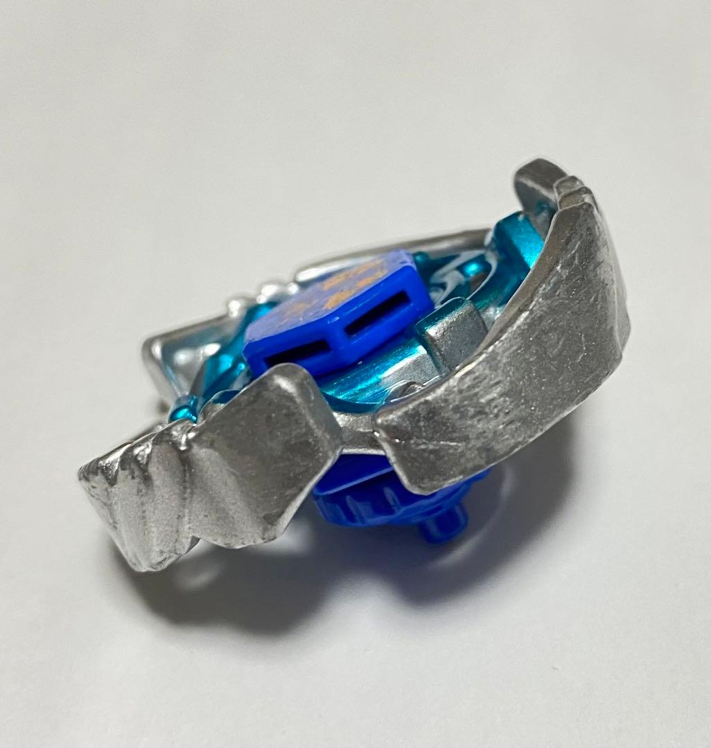 ペガシス105F（初代ペガシス） メタルファイトベイブレード - メルカリ